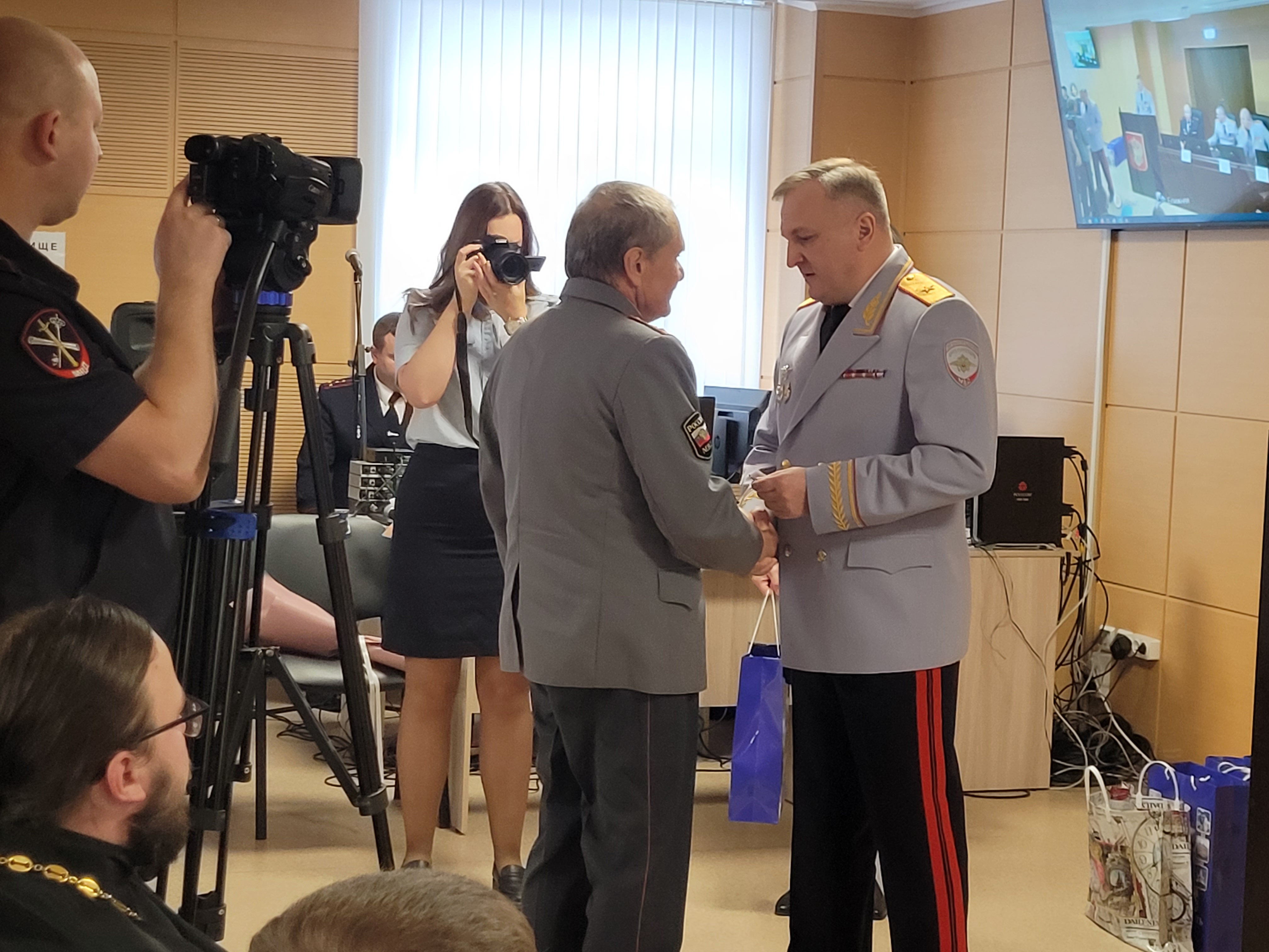 По заслугам – и награда.