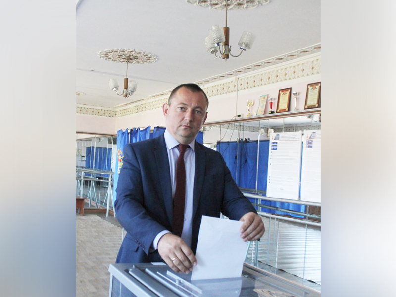 Глава Карачевского района Алексей Девятченков о своём выборе.