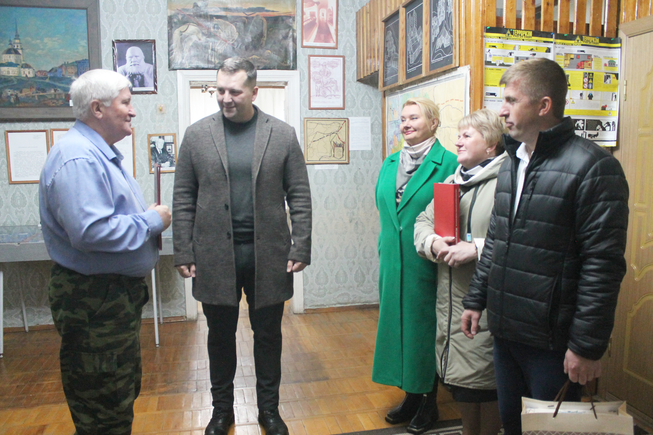Из рода летописцев.