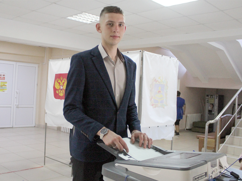 Кирилл Горельченков: «Голосовать - значит влиять на будущее своего района».