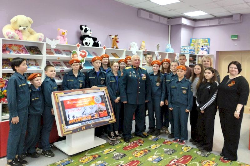 Патриотическая встреча с нашим земляком.
