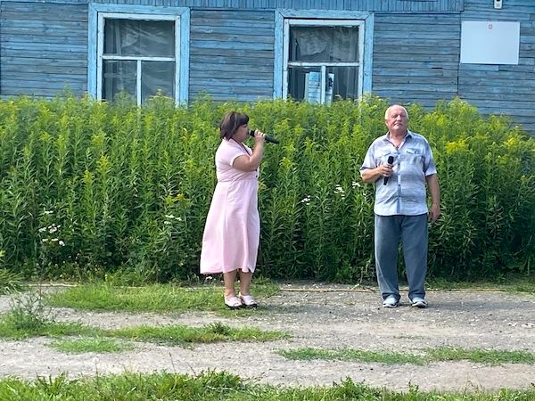 В гости — с песней.