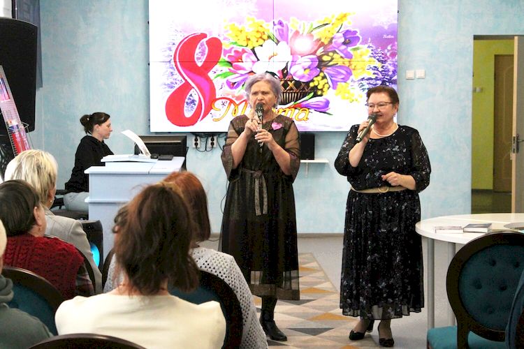 Литературно–музыкальный вечер «Её бесстрашной сделала война».